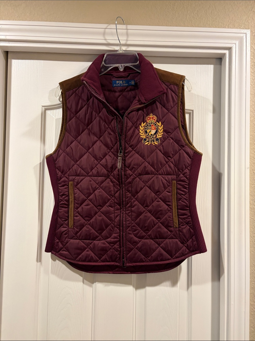 Ralph Lauren polo Quilted Crest Jacket in Burgundy new size M - Picture 2 of 8